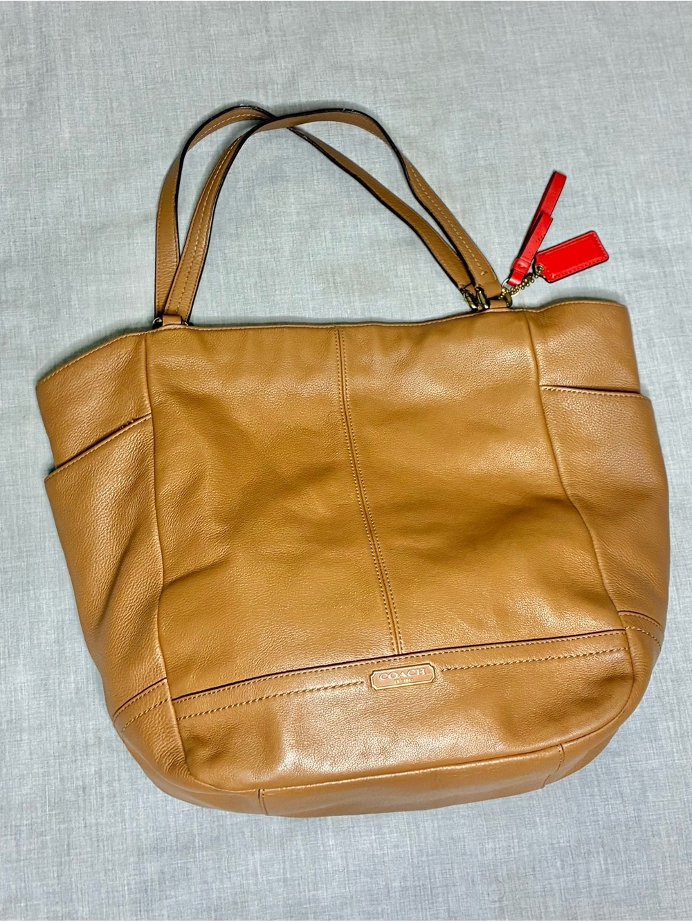 Coach Park Leather Carrie Tote Bag with Red Tag Accents Carmel